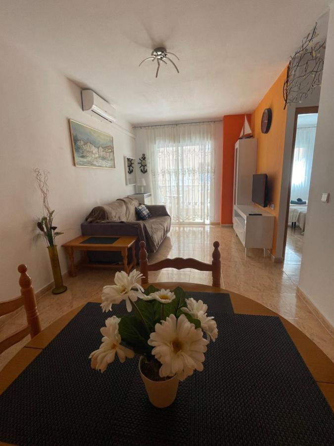 Apartment Goya Torrevieja Exterior photo